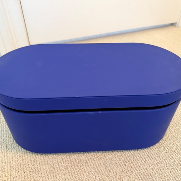 Dyson Hair Dryer - Picture 6 of 7